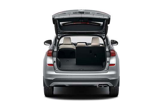 tucson-tl-fl-convenience-rear-seats-folded-40-original